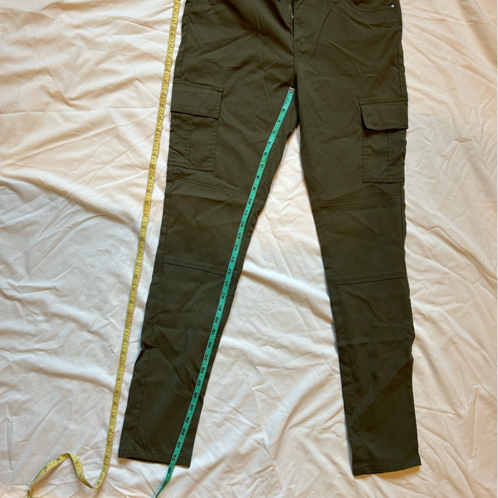 Prana meme Olive cargo pants, size 12